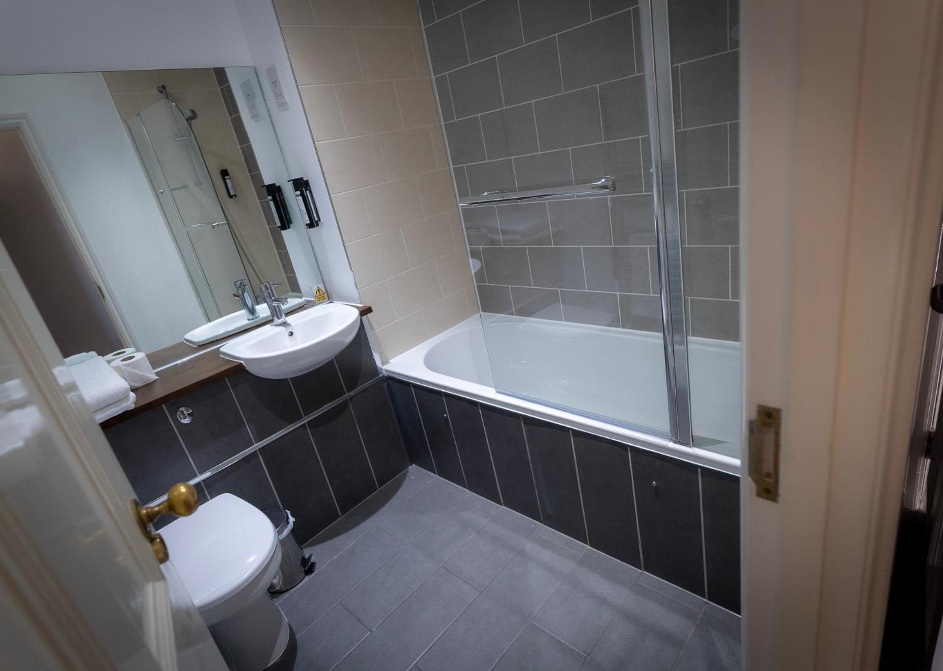 Thornbury Lodge المظهر الخارجي الصورة